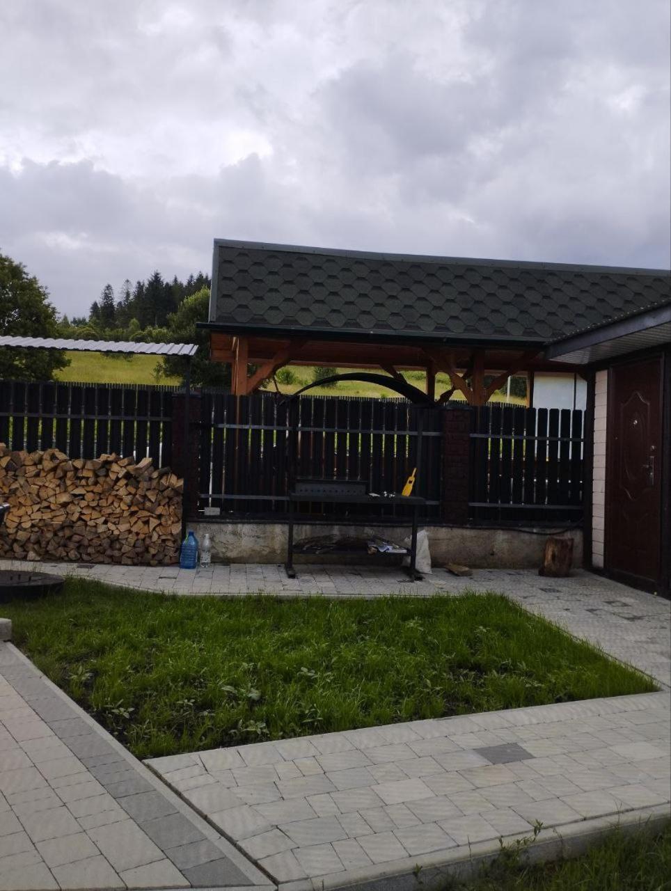 Ferienwohnung Перлина Карпат Skhidnytsia Exterior foto